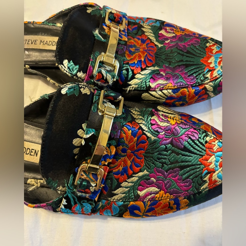 Steve Madden flats
